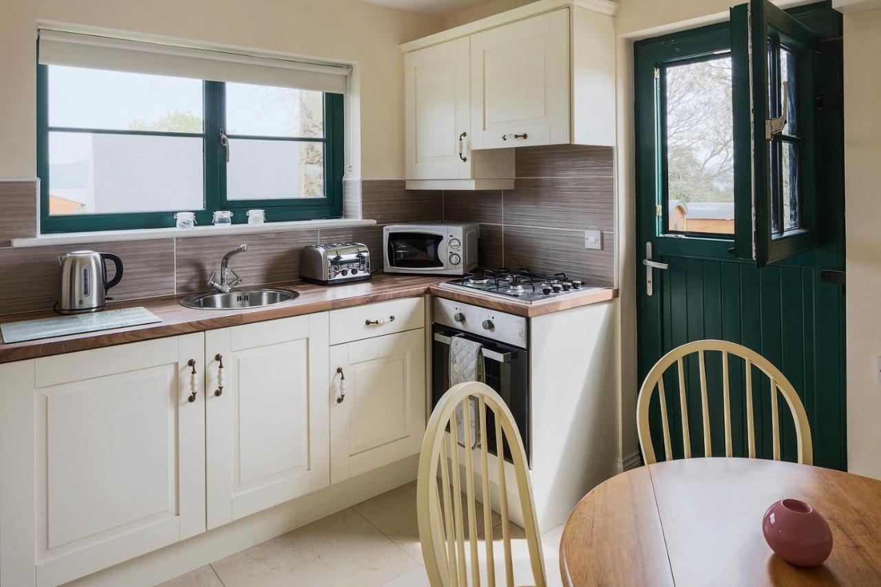 Oakwell Holiday Village Ramelton Bagian luar foto